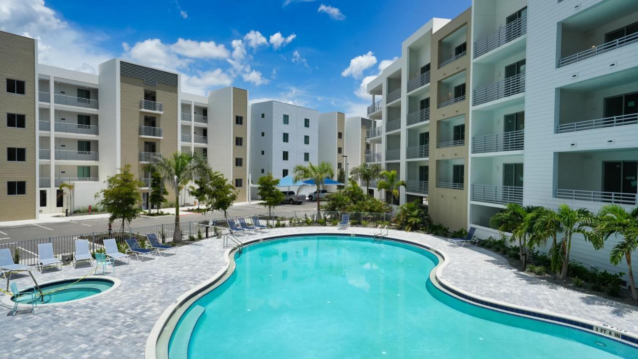 All-New, Waterfront Condo In Downtown Sarasota! מראה חיצוני תמונה